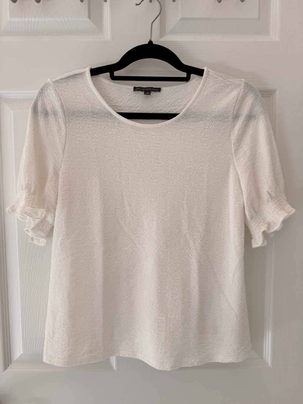Adrianna Papell White Textured Short Sleeve Ruffle Top